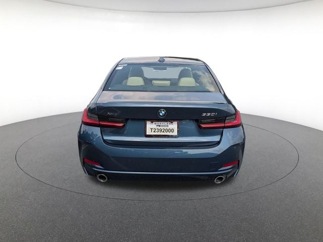 2025 BMW 3 Series 330i - Photo 6