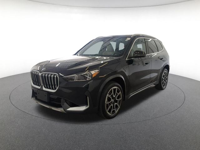 2025 BMW X1 28i