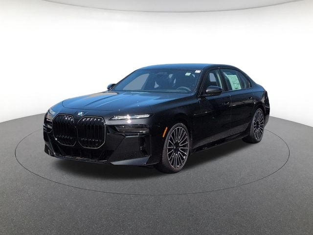 2026 BMW 7 Series 760i xDrive Sedan's photo