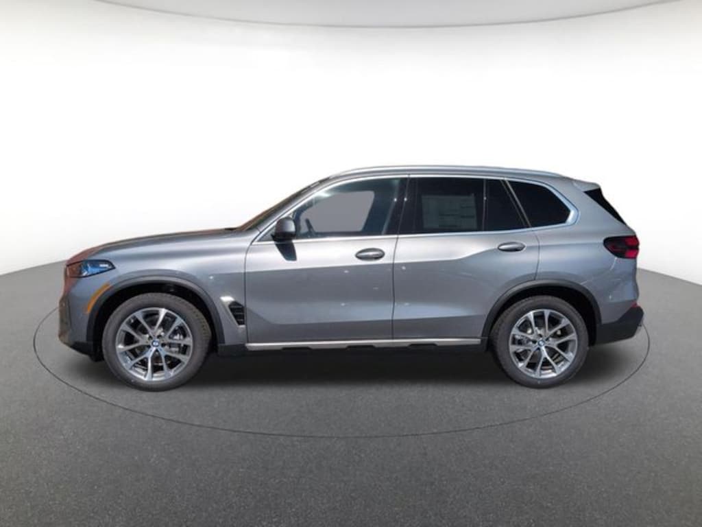 New 2026 BMW X5 xDrive40i SUV
