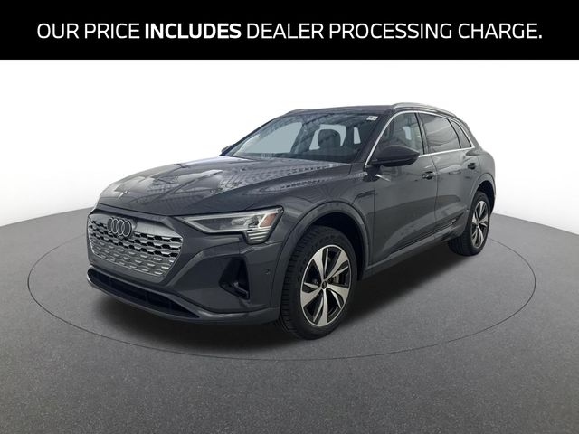 2024 Audi Q8 e-tron