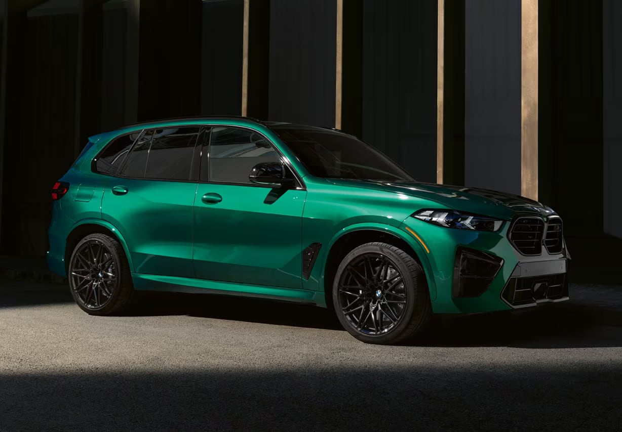 2025-bmw-x5-m.png