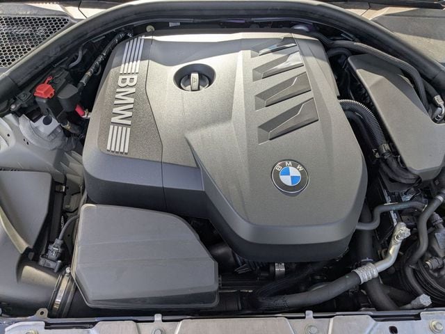 2025 BMW 3 Series 330i - Photo 24