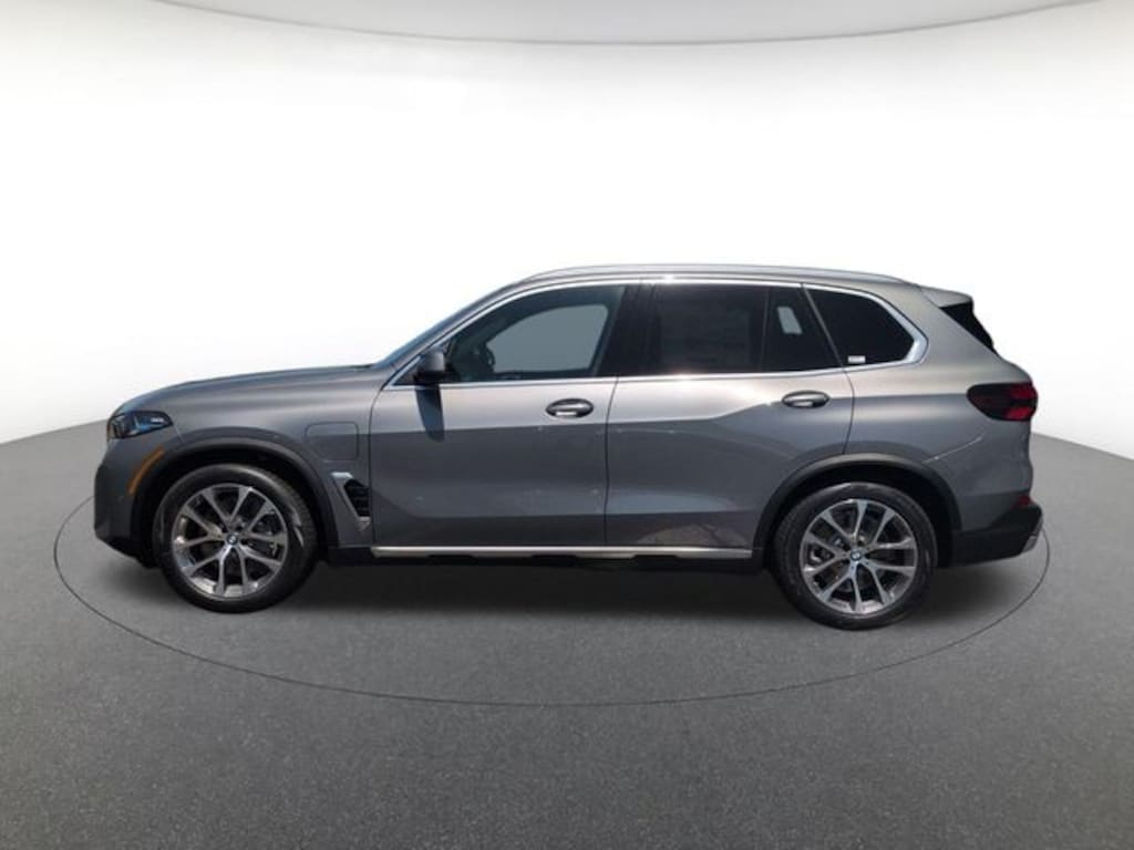 New 2026 BMW X5 PHEV xDrive50e SUV