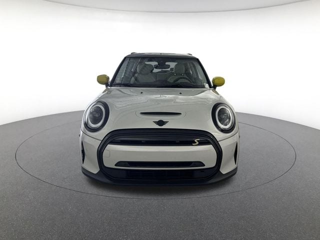 Used 2023 MINI Hardtop 2 Door SE with VIN WMW13DJ09P2S66128 for sale in Catonsville, MD