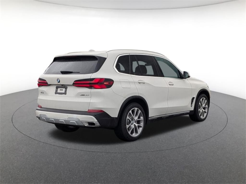 New 2026 BMW X5 xDrive40i SUV