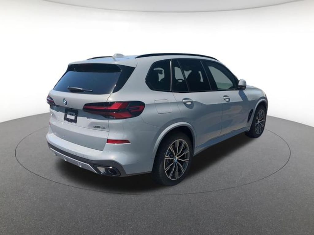 New 2026 BMW X5 xDrive40i SUV