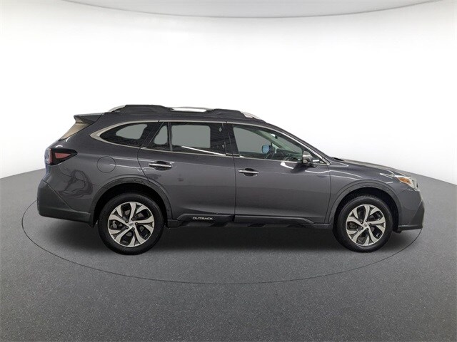 2020 Subaru Outback Touring photo 3