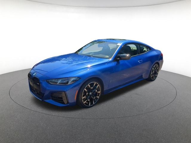 2026 BMW 4 Series M440i Coupe's photo