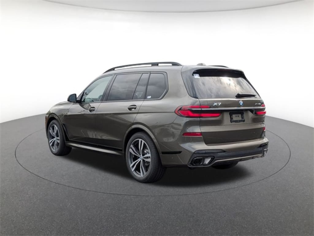 New 2026 BMW X7 xDrive40i SUV