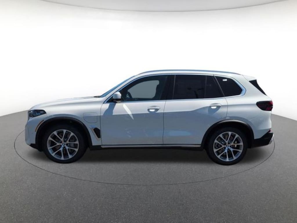 New 2026 BMW X5 PHEV xDrive50e SUV