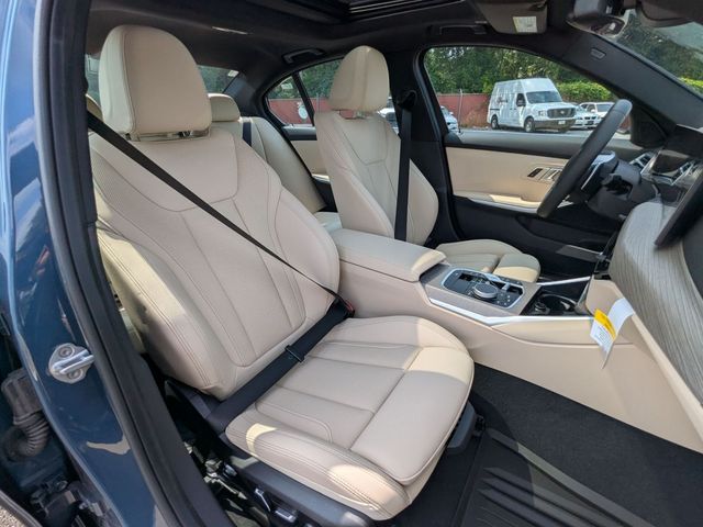 2025 BMW 3 Series 330i - Photo 20