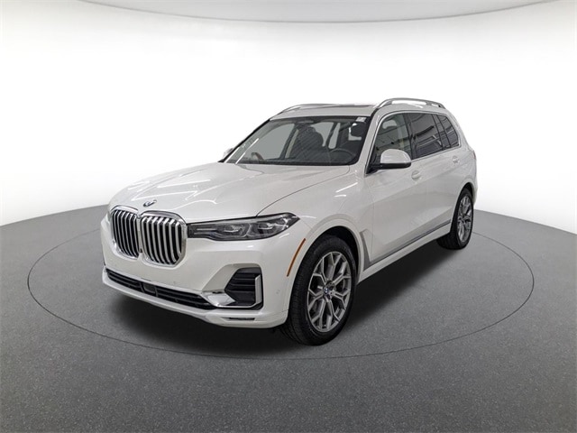 2022 BMW X7 40i's photo