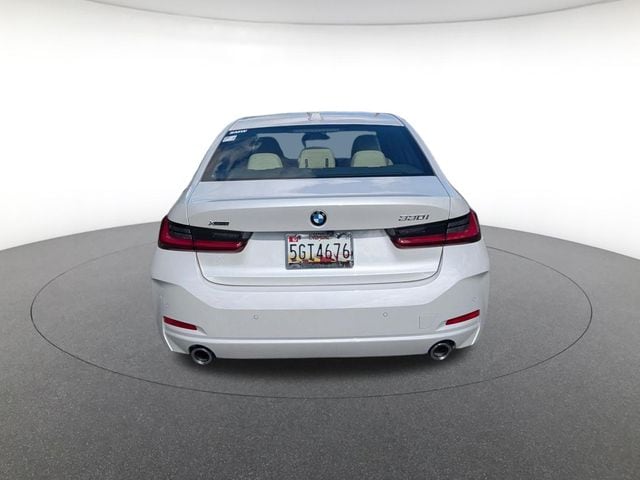 2025 BMW 3 Series 330i - Photo 6