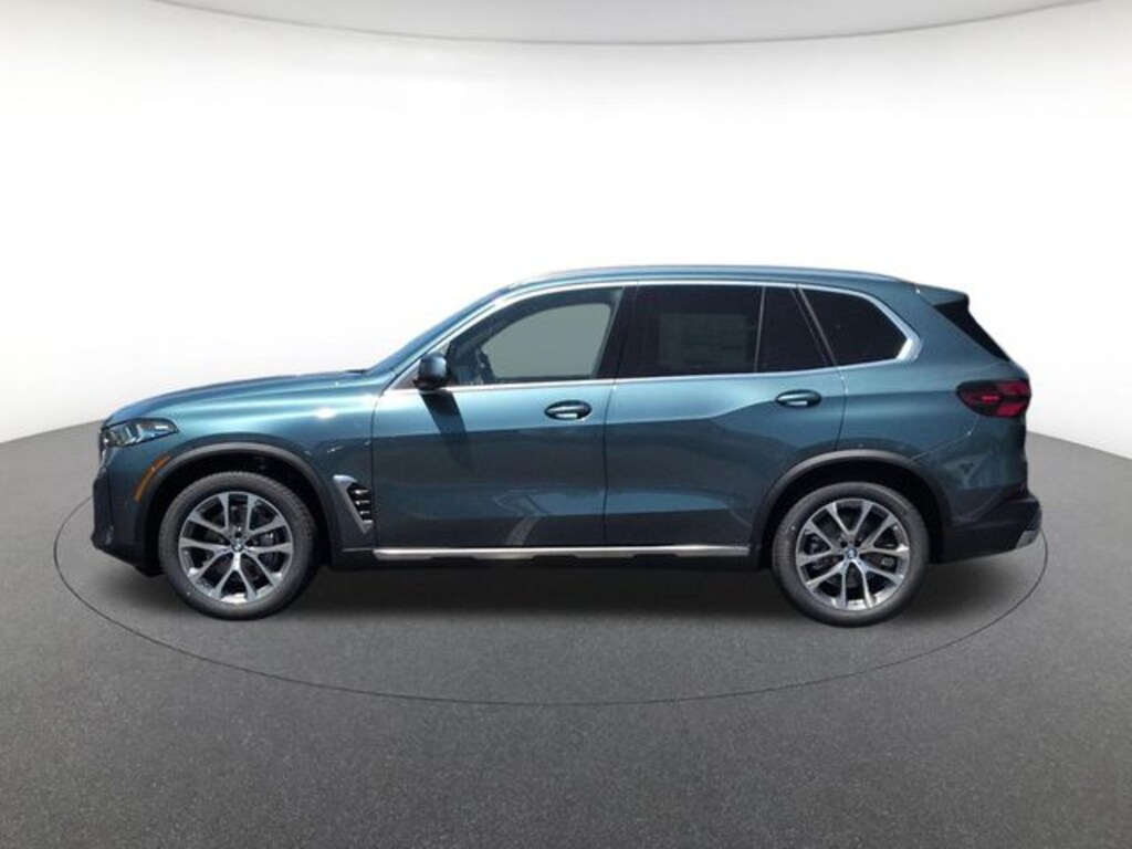 New 2026 BMW X5 xDrive40i SUV