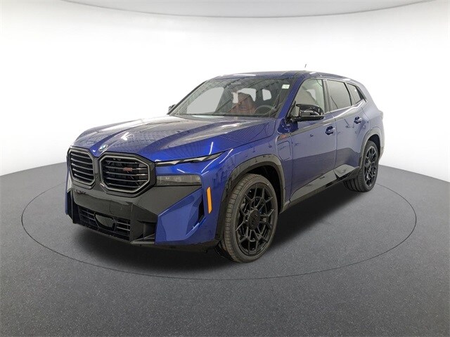 2026 BMW XM Base's photo