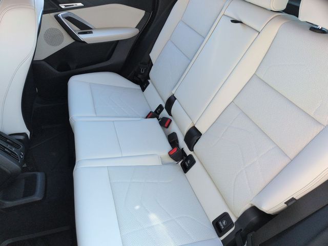 2026 BMW X1 28i - Photo 16