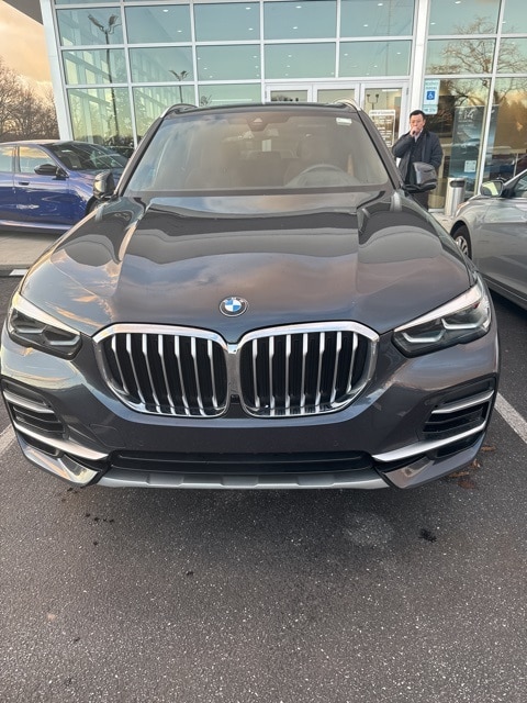 2022 BMW X5 40i's photo