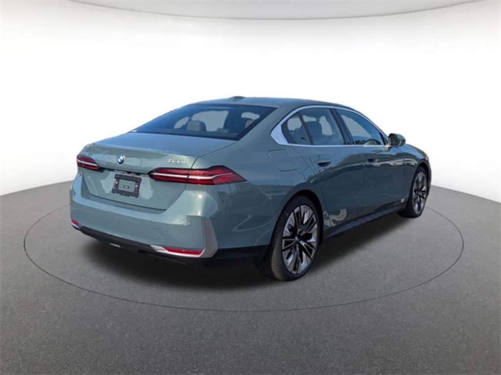 New 2026 BMW 530i xDrive Sedan