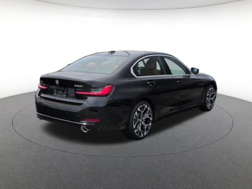 New 2026 BMW 330i xDrive Sedan