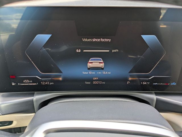 2025 BMW 3 Series 330i - Photo 16