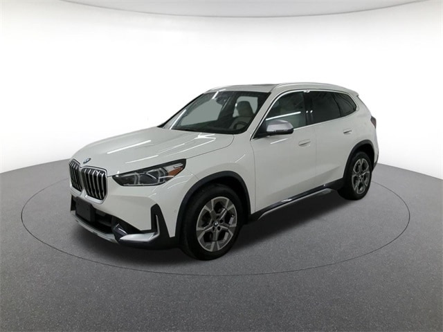2024 BMW X1 28i's photo