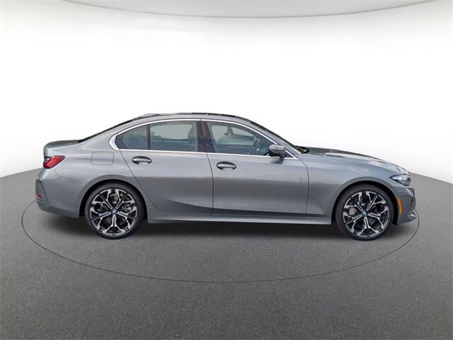 2025 Bmw 330i xDrive photo 4