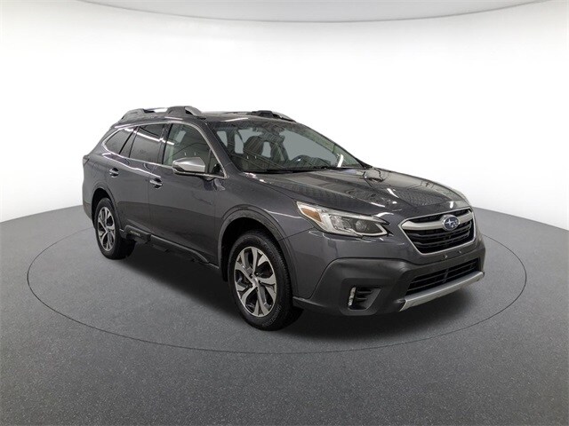 2020 Subaru Outback Touring photo 2