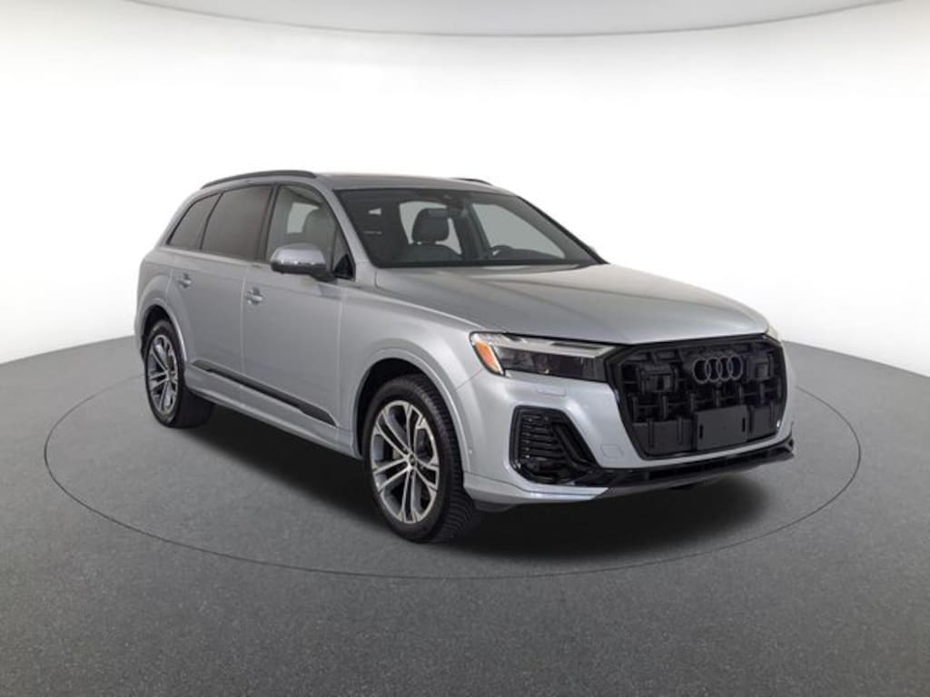 Used 2025 Audi Q7 45 Premium Plus SUV