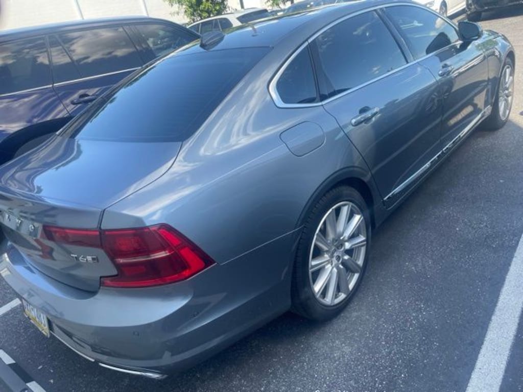 Used 2018 Volvo S90 T6 Inscription Sedan