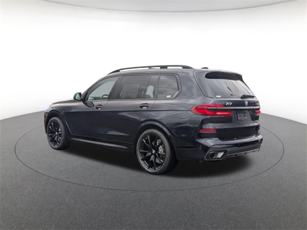 New 2026 BMW X7 xDrive40i SUV