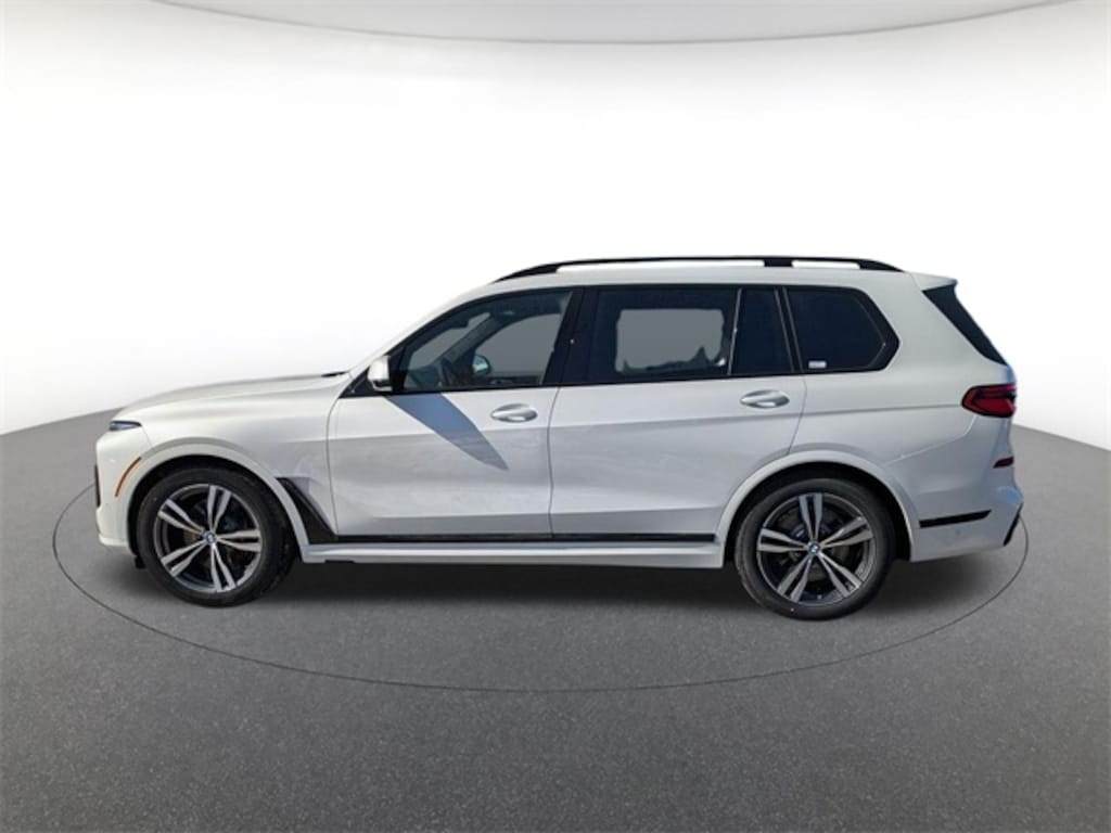 New 2026 BMW X7 xDrive40i SUV