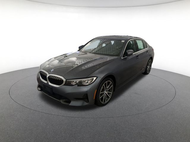 2020 BMW 3 Series 330i xDrive Sedan's photo