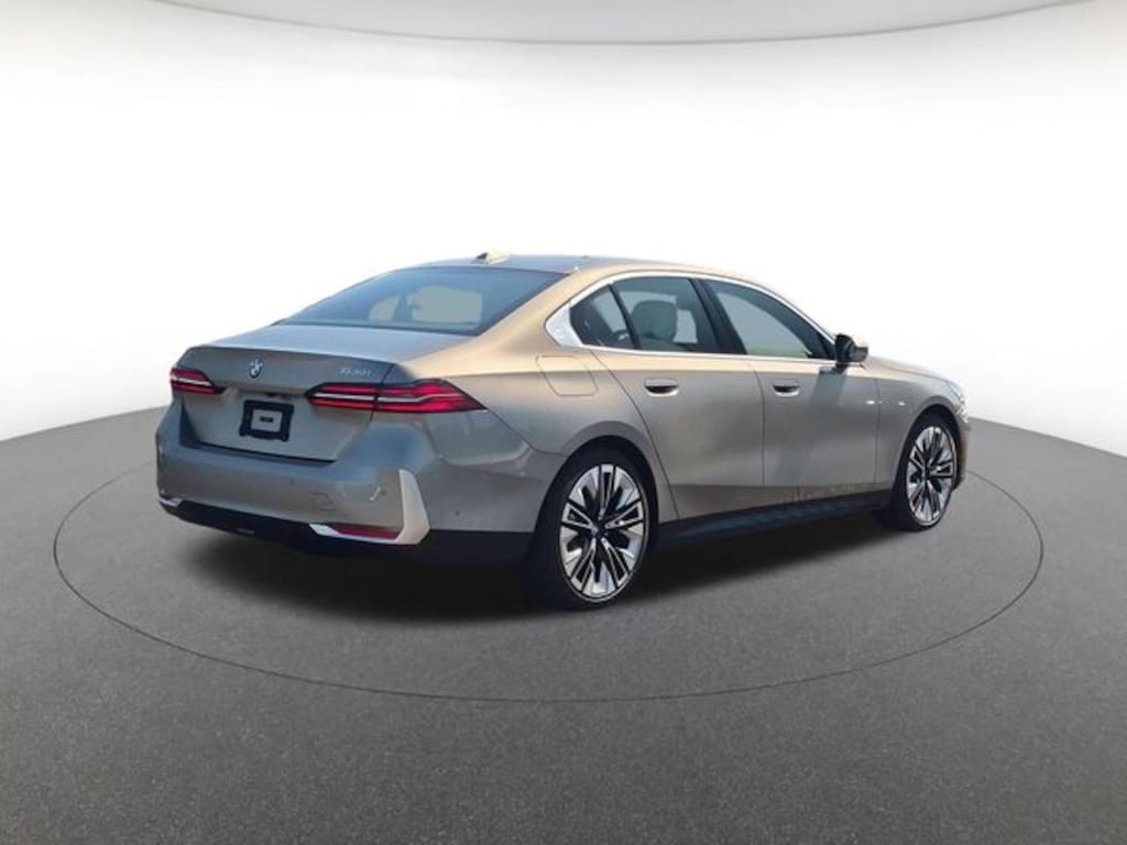 New 2027 BMW 530i xDrive Sedan
