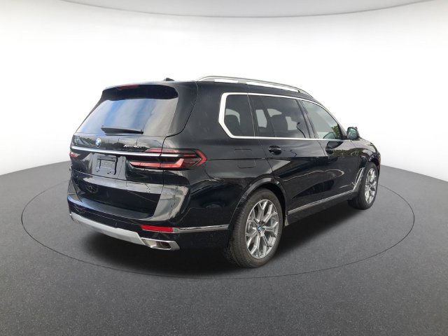 New 2027 BMW X7 xDrive40i SUV