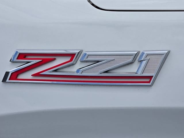 Used 2024 Chevrolet Silverado 1500 LT with VIN 1GCUDDE89RZ234500 for sale in Little Rock