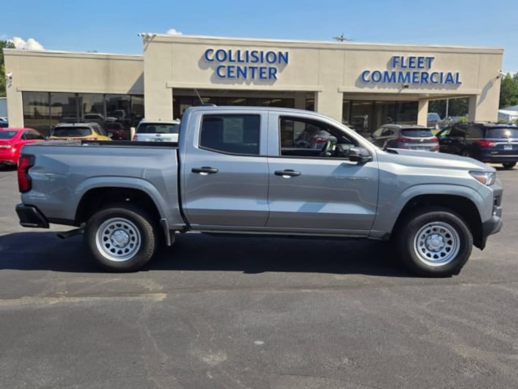 Used 2025 Chevrolet Colorado WT/LT Truck