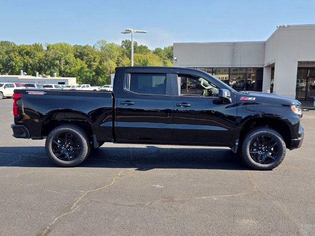 Used 2025 Chevrolet Silverado 1500 LT Trail Boss with VIN 3GCUKFED2SG318307 for sale in Little Rock