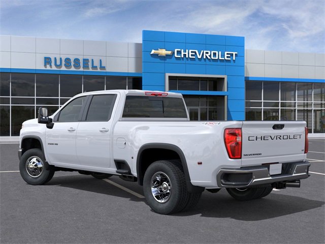 2026 Chevrolet Silverado 3500HD LT photo 2