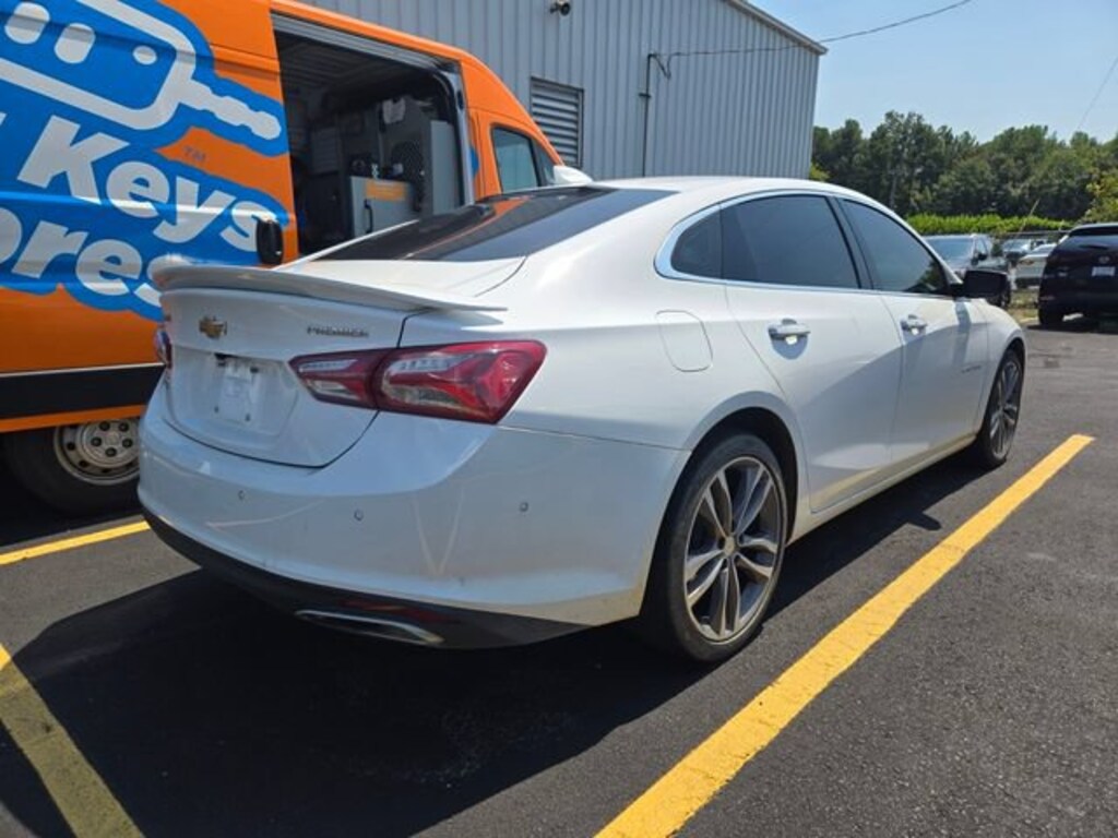 Used 2022 Chevrolet Malibu Premier Car
