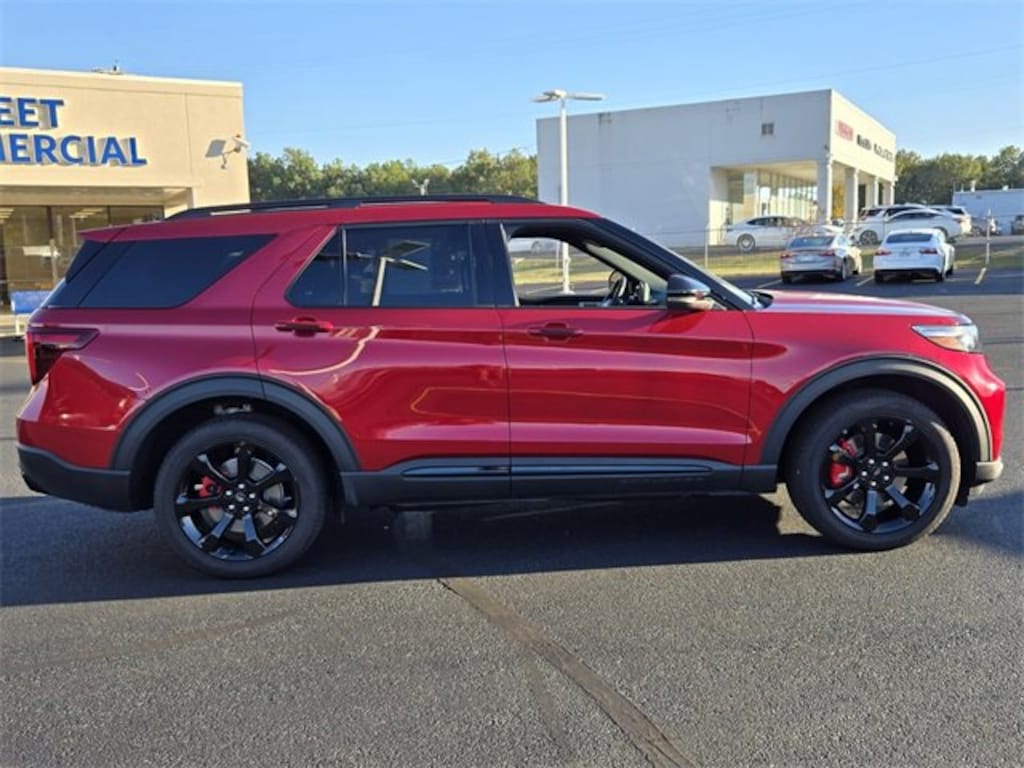 Used 2024 Ford Explorer ST