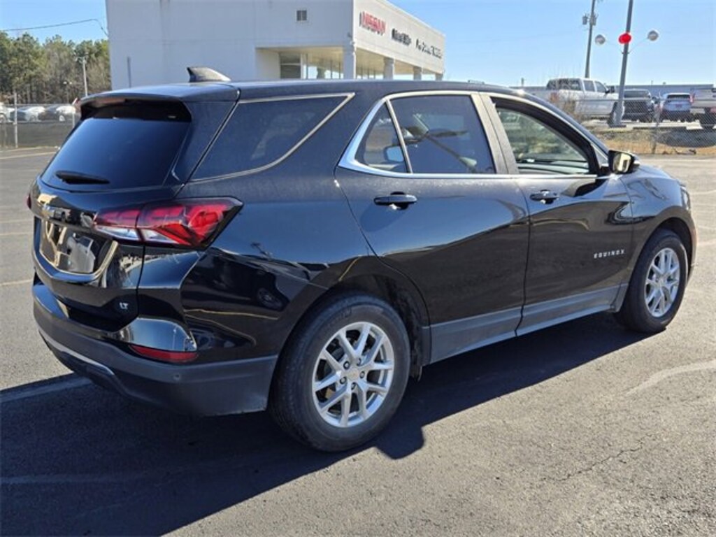 Used 2022 Chevrolet Equinox LT SUV