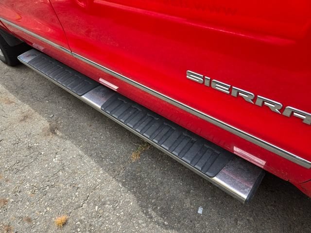 Used 2018 GMC Sierra 1500 SLT with VIN 3GTU2NEJ5JG168868 for sale in Little Rock