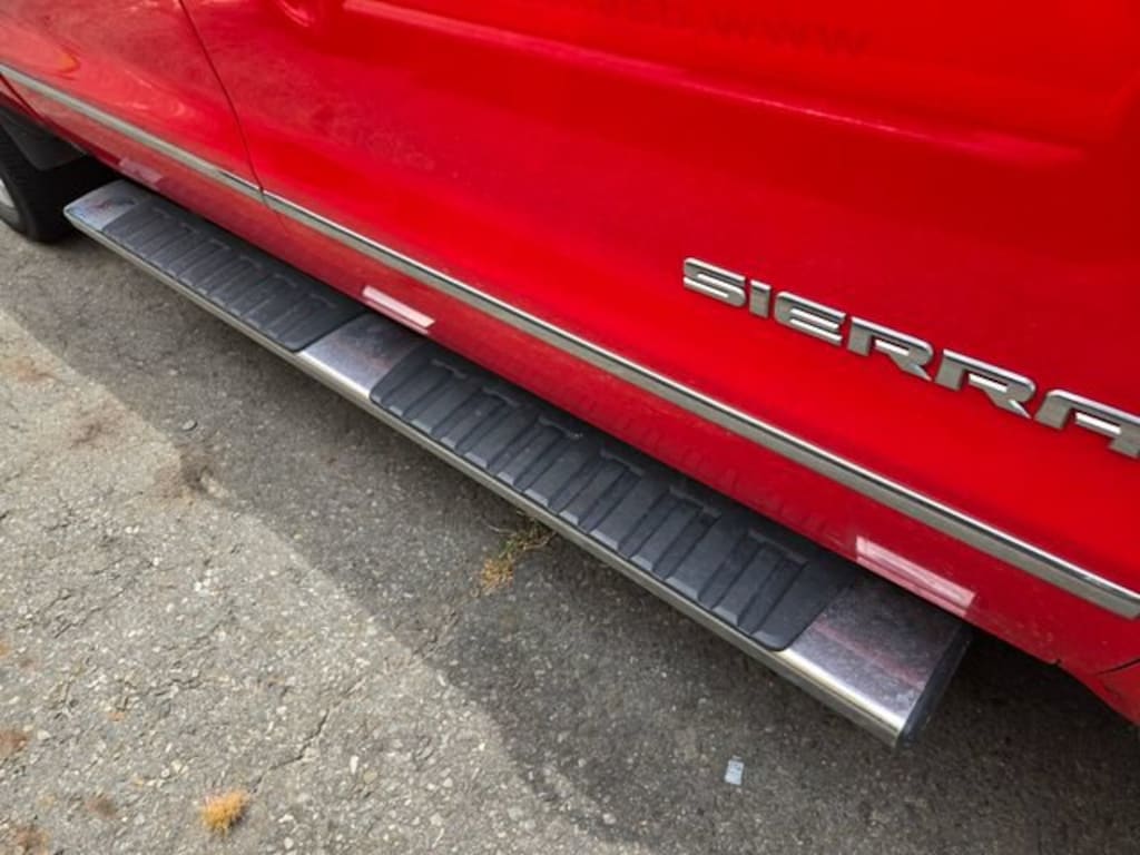 Used 2018 GMC Sierra 1500 SLT Truck