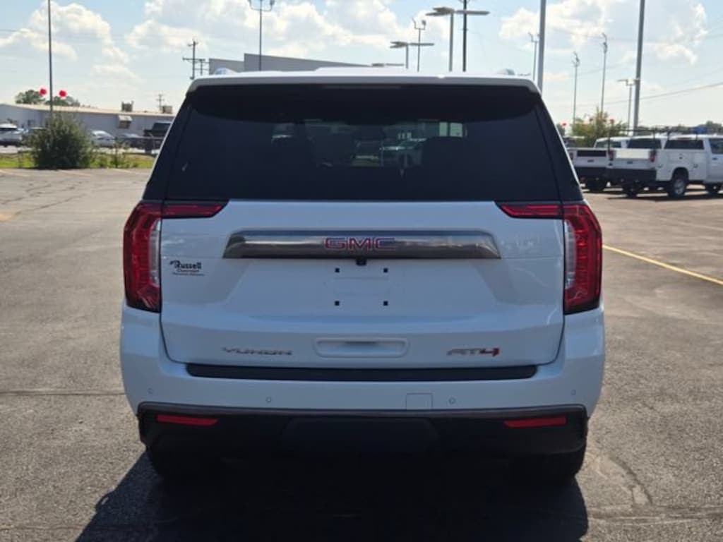 Used 2024 GMC Yukon AT4 SUV