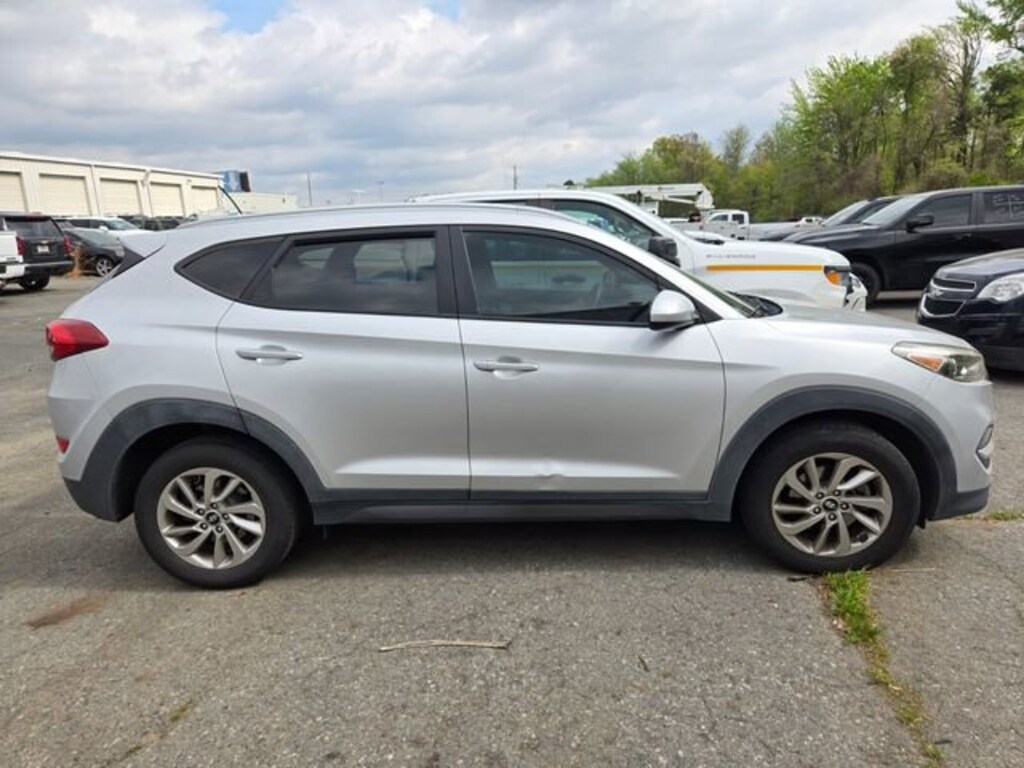 Used 2016 Hyundai Tucson SE