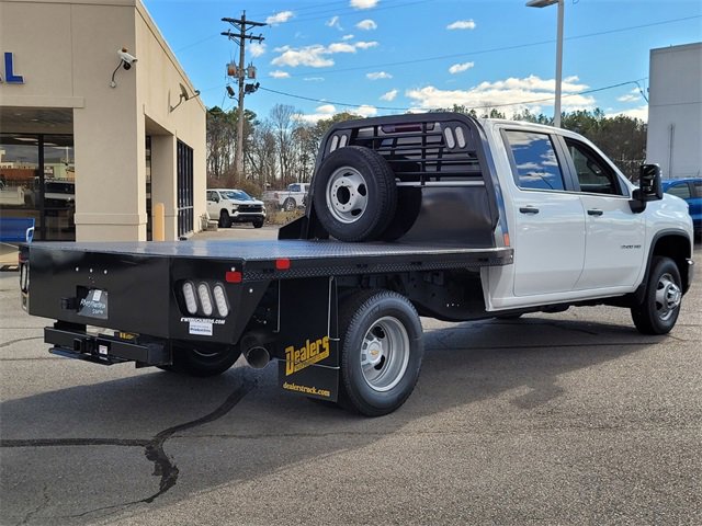 2025 Chevrolet Silverado 3500HD Work Truck photo 3