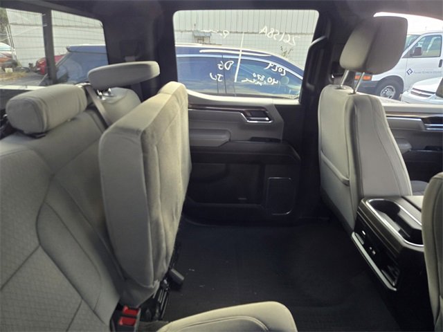 2024 Chevrolet Silverado 1500 LT Trail Boss photo 3