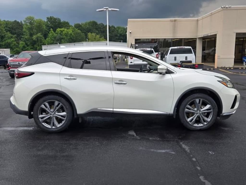 Used 2019 Nissan Murano Platinum