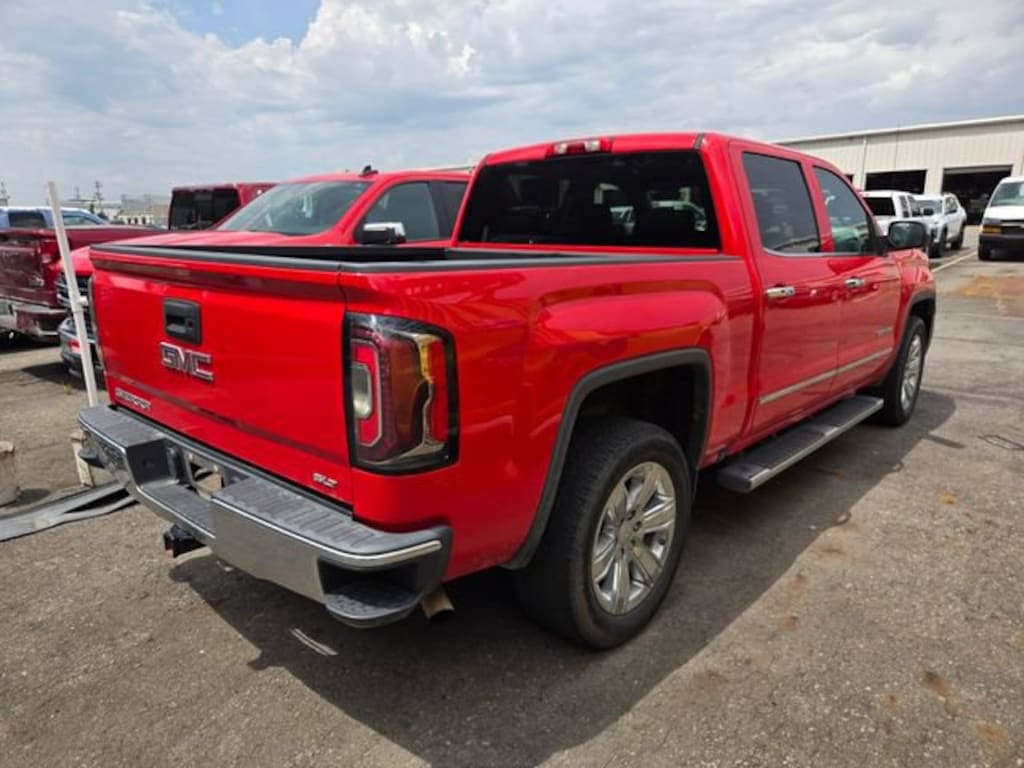 Used 2018 GMC Sierra 1500 SLT Truck